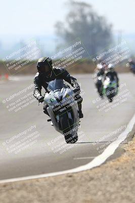 media/Sep-20-2025-TrackDaz (Sat) [[27f0cde673]]/C Group/240pm (Turn 9)/